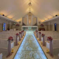 チャペル お花の床がきれいでした。