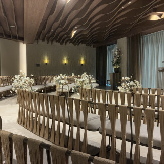 カーテンが閉まってる状態の挙式会場