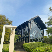 木で出来たチャペルでとても気に入りました！