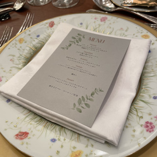 メニュー表とテーブルコーディネート