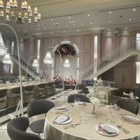 シュクレ披露宴会場テーブルイメージ