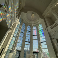 チャペルのプリズム