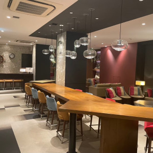 ゲスト控え室の机。ウェルカムスペースになります。|778487さんのマリベール スパイアの写真(2575987)