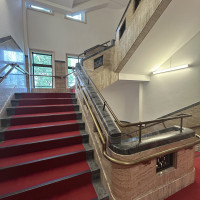 赤い絨毯が印象的でした。