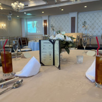 試食会の際の披露宴会場とメニューです！