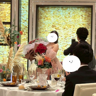 電気ついているときの披露宴会場