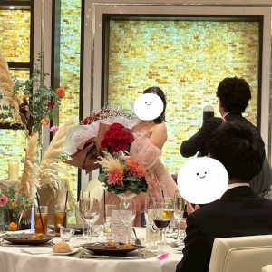 電気ついているときの披露宴会場|778528さんのシャルマンシーナ 東京（CHARMANT SCENA TOKYO）の写真(2576255)