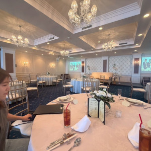 披露宴会場内の雰囲気|778560さんのモルトン迎賓館 青森の写真(2576571)