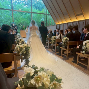 木を基調としたチャペル|778579さんのヒルサイドクラブ迎賓館(八王子)/テイクアンドギヴ・ニーズウェディングの写真(2576673)