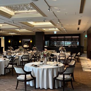 ニーズ神宮前 by T&G WEDDING(旧 アルモニーソルーナ表参道)のクチコミ 披露宴会場の写真(1枚目)