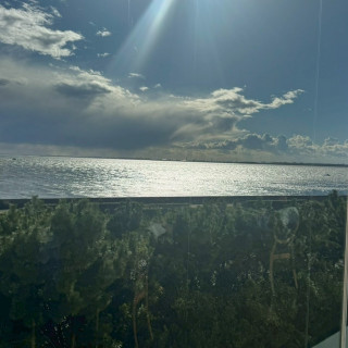 披露宴会場から見える海です。