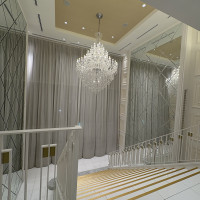 チャペルをでた階段です。ブーケトス等を行うことが多いそうです