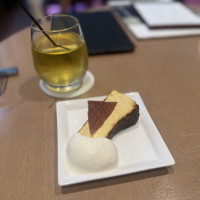 コンダーハウスさん名物？のバスクチーズケーキ。