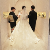 入場前に両親とスタンバイする場所です