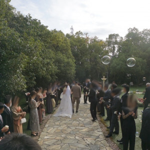 チャペルからガーデンへの移動です。|778817さんの華王殿 KAODENの写真(2577550)