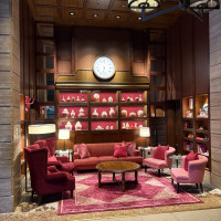 ホテル1階のロビーです。