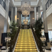 階段のライトをつけるタイミングやカーテン等演出がしやすい