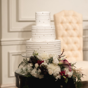 オリジナルのウェディングケーキ|778910さんの東京ステーションホテルの写真(2577966)