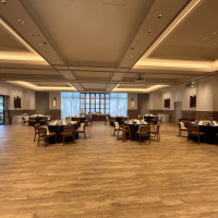 木を基調とした披露宴会場。
写真は見学に行った時の物です。