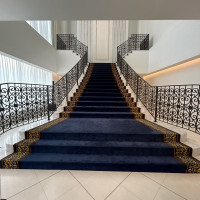 挙式後フラワーシャワーを行った階段です。