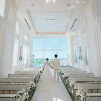 チャペルも開放的で海が見えました