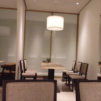 案内された席からの風景、内装