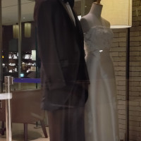 ドレスとタキシード