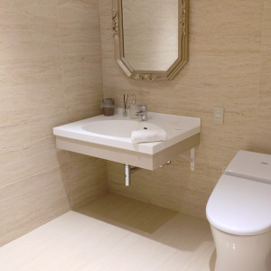 ブライズルーム（個室）内の御手洗も広々として綺麗です|779190さんのセントパトリック・チャーチ／ロイヤルホールヨコハマの写真(2597956)