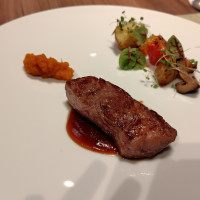 国産牛サーロインマルサラソース