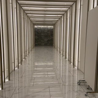 チャペルに向かう廊下、写真撮影箇所