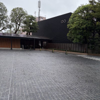 敷地内本館外観