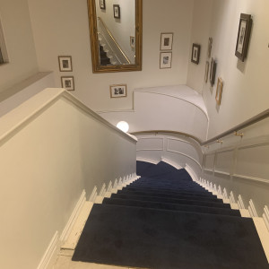 ファーストミートの階段|779212さんの麻布迎賓館/テイクアンドギヴ・ニーズウェディングの写真(2578936)