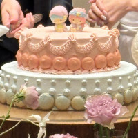 ケーキトッパーをキキララにしてもらったウエディングケーキ