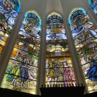 ステンドグラスが本当に綺麗です