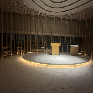 チャペル、外の景色が見える途中