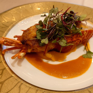 披露宴らしく豪華さを感じると共に味も1級品