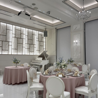 可愛らしい雰囲気の披露宴会場でした。