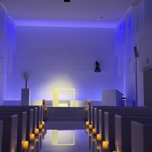 照明の色を変えれるチャペル|779324さんのWグランラセーレ福山の写真(2579406)