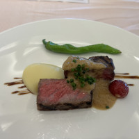 ホルトのメインです。本当に柔らかくて美味しかったです。