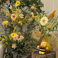 プーさんイメージの装花