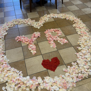 サプライズのフラワーシャワーでスタッフさんが作ってくれました|779435さんのピアザ デッレ グラツィエの写真(2579847)