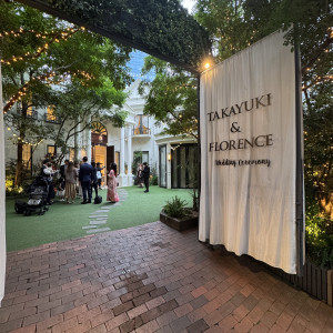 入り口|779479さんの麻布迎賓館/テイクアンドギヴ・ニーズウェディングの写真(2580029)