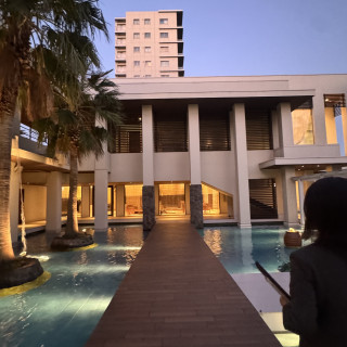 この庭のプールが決め手の一つです