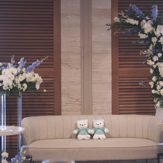 お色直しの間はハレクラニベアに座ってもらいました