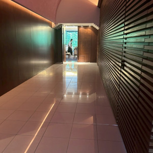 会場までの廊下|779605さんの京都 北山モノリス(KYOTO KITAYAMA MONOLITH)の写真(2581219)