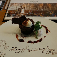 試食のデザートに、名前入り出メッセージが！感動しました。