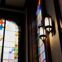 大階段のステンドグラス