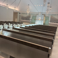 6人掛けの長椅子