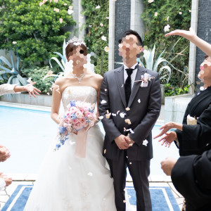 フラワーシャワー|779661さんのベイサイド迎賓館（神戸）/テイクアンドギヴ・ニーズウェディングの写真(2581676)