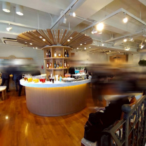 2階のロビー
フードとドリンクが提供される|779888さんの東京アフロディテの写真(2586028)